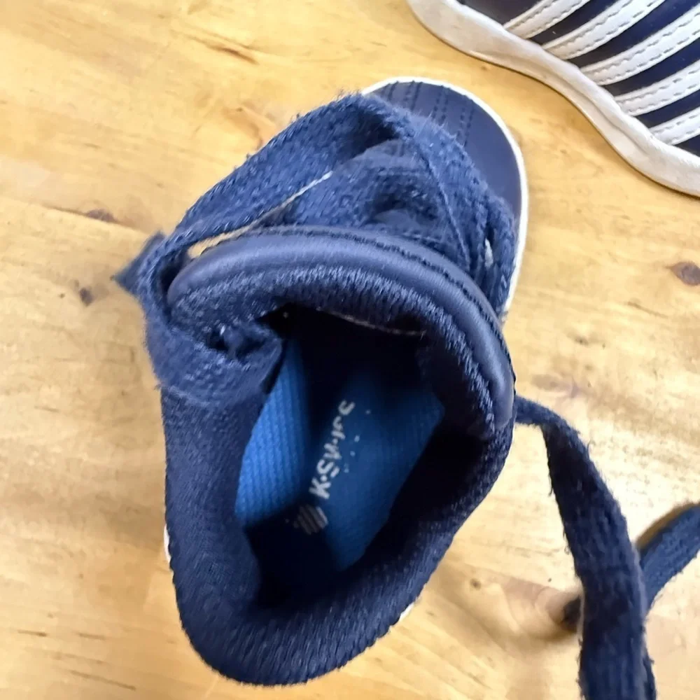 Baby shoes K-Swiss Infant Sneakers Size 5 infant shoes